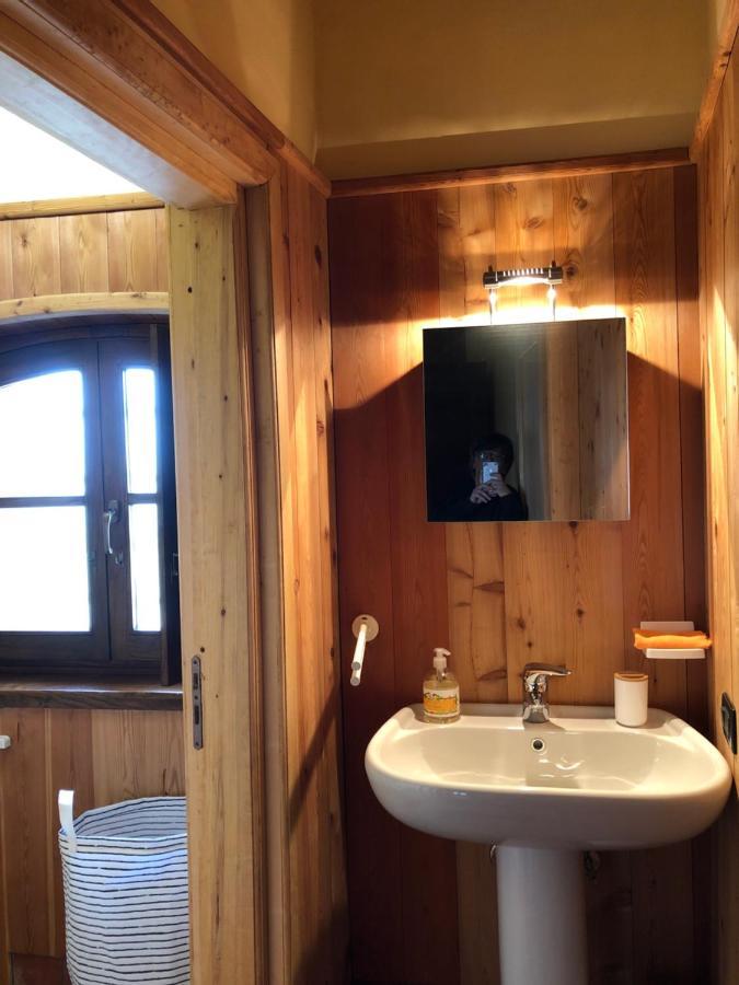 Отель La Casa Del Castellano Cinzano Экстерьер фото