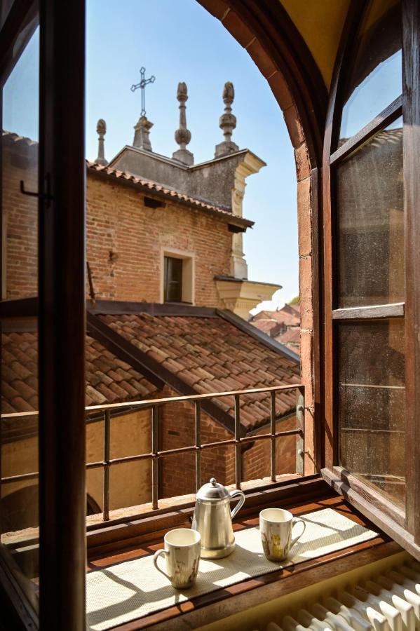 Отель La Casa Del Castellano Cinzano Экстерьер фото